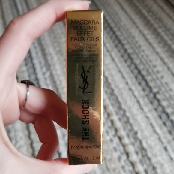 BNIB YSL THE SHOCK VOLUMIZING MASCARA - Picture 2 of 7